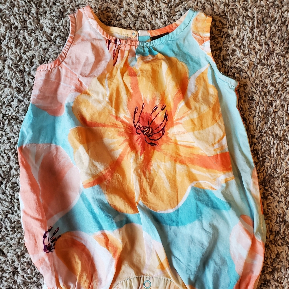 TEA COLLECTION NWOT 3-6 MONTH ROMPER